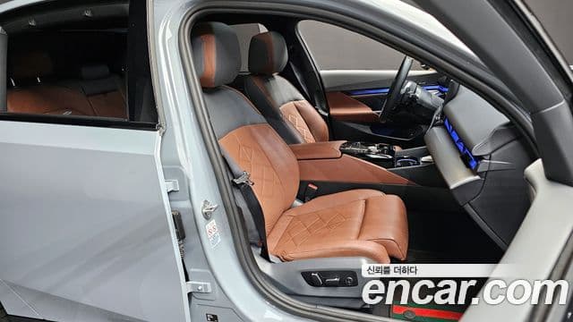BMW 5시리즈 (G60) 530i xDrive M Sport, 2024 12