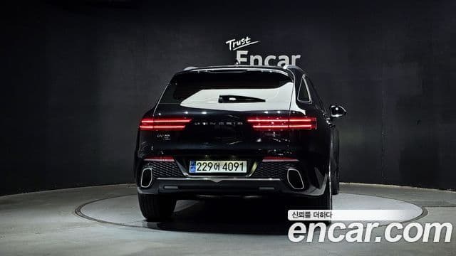 Genesis GV70, 2024 4