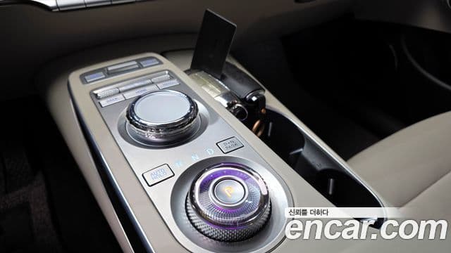 Genesis GV70, 2024 9