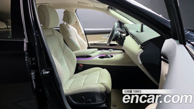 Genesis GV70, 2024 10