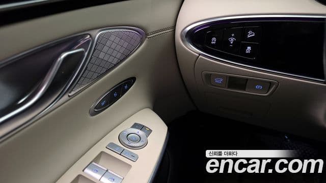 Genesis GV70, 2024 17