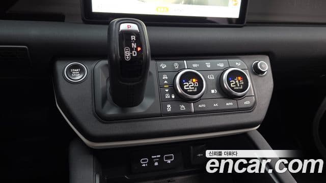 Land Rover Defender (L663) 110 D240 S, 2020 9