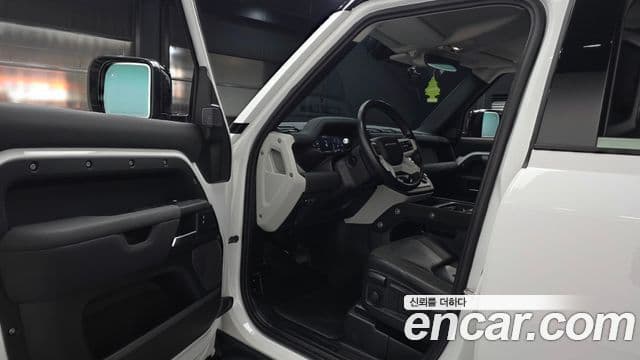 Land Rover Defender (L663) 110 D240 S, 2020 10