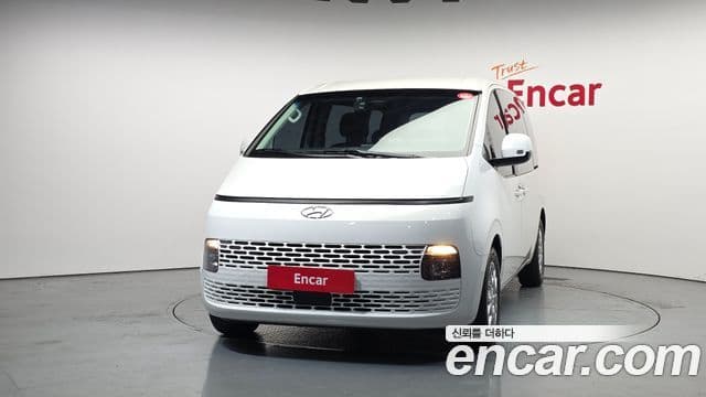 Hyundai Staria Modern, 2023 3