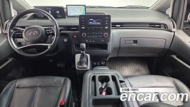 Hyundai Staria Modern, 2023 7