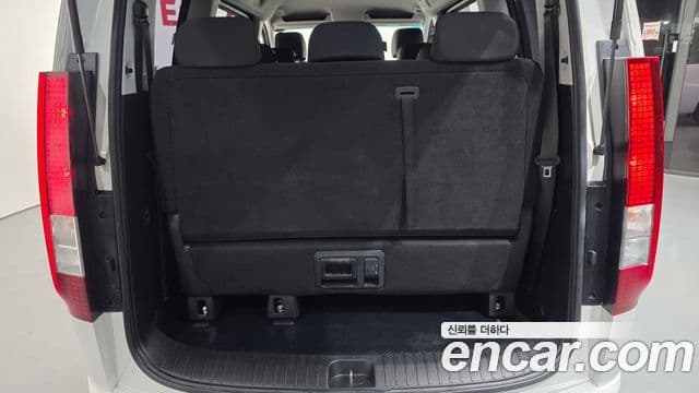 Hyundai Staria Modern, 2023 20