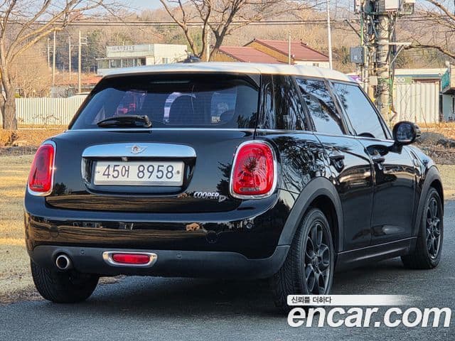 Mini Cooper D 3세대, 2015 4
