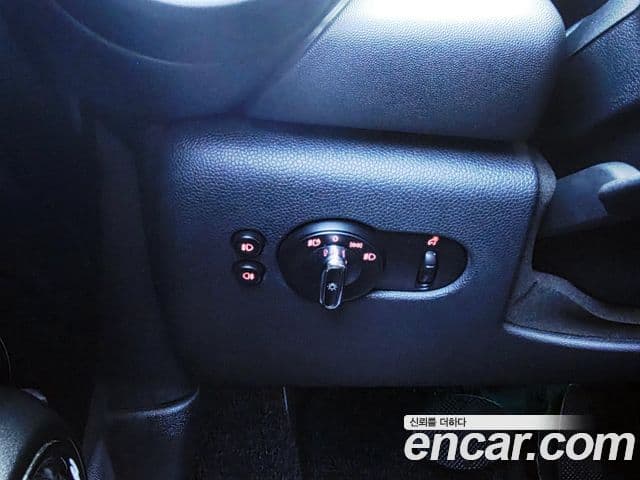 Mini Cooper D 3세대, 2015 18