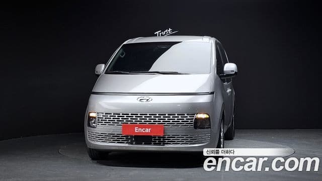 Hyundai Staria Modern, 2024 3