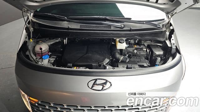 Hyundai Staria Modern, 2024 6