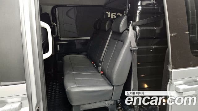 Hyundai Staria Modern, 2024 12