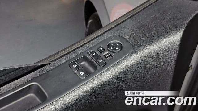 Hyundai Staria Modern, 2024 18