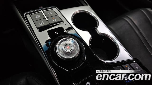 Kia K8 Trendy(арендный автомобиль), 2023 9