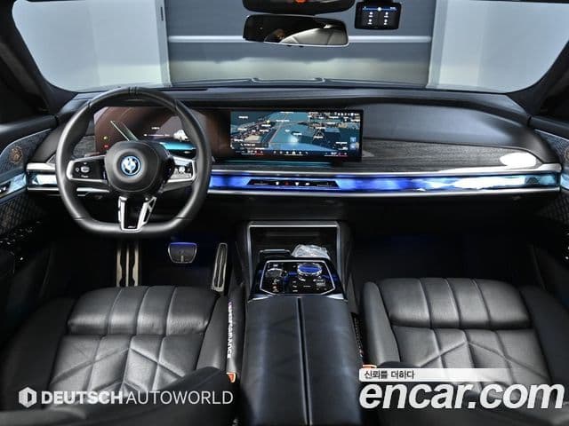BMW i7 (G70) xDrive 60 M Sport, 2023 7