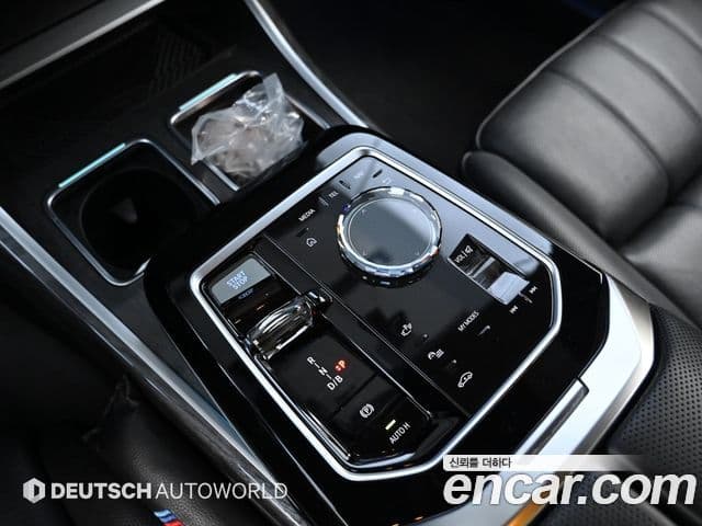 BMW i7 (G70) xDrive 60 M Sport, 2023 9