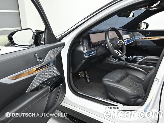 BMW i7 (G70) xDrive 60 M Sport, 2023 11