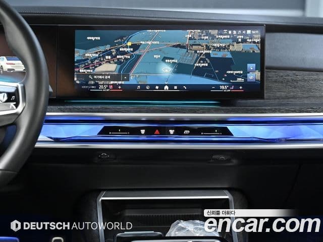 BMW i7 (G70) xDrive 60 M Sport, 2023 14