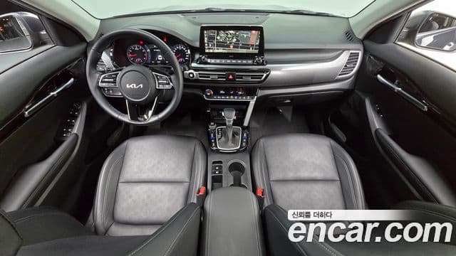 Kia Seltos Signature, 2023 7