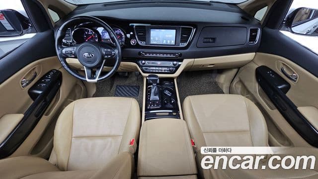 Kia All New Carnival Prestige, 2017 8