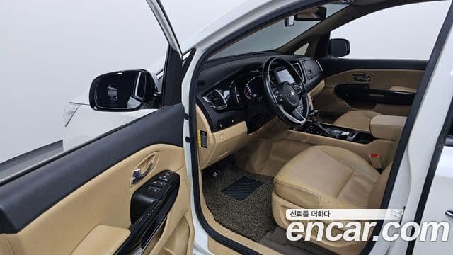 Kia All New Carnival Prestige, 2017 14