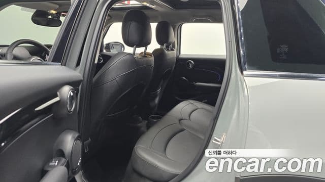 Mini Cooper 3세대, 2022 12