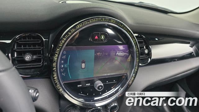 Mini Cooper 3세대, 2022 16