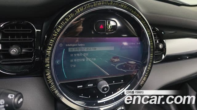 Mini Cooper 3세대, 2022 18