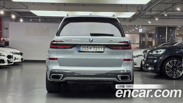 BMW X7 (G07) xDrive 40i M Sport 7인승, 2024 3