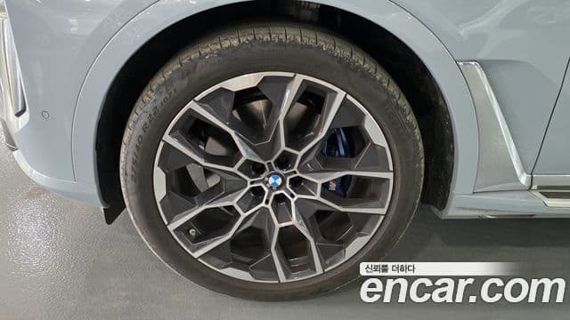 BMW X7 (G07) xDrive 40i M Sport 7인승, 2024 все фото