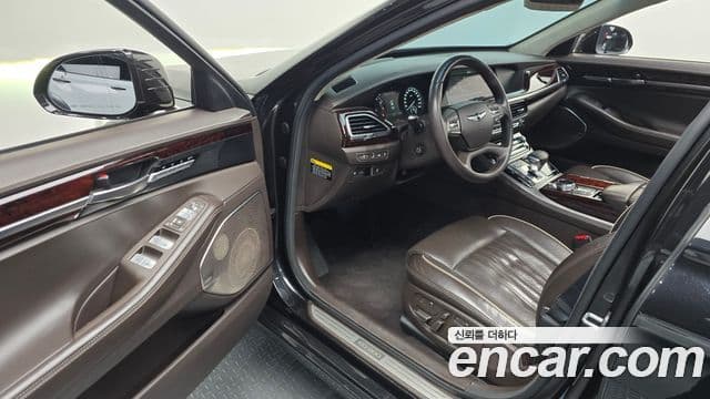 Genesis EQ900 Prestige, 2018 11