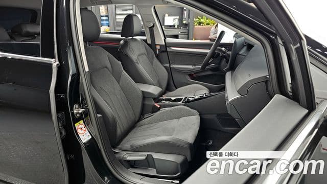 Volkswagen Гольф 8세대 Prestige, 2026 10