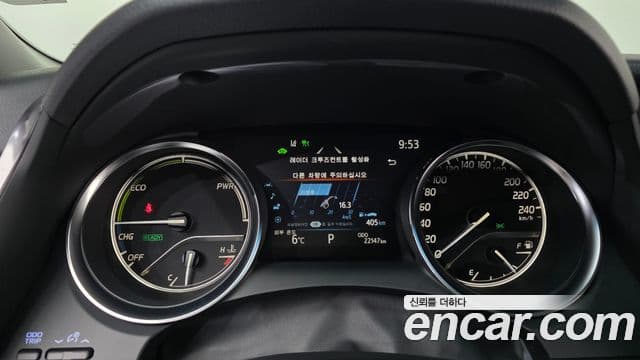 Toyota 캠리 (XV70) 2.5 LE гибрид, 2024 8