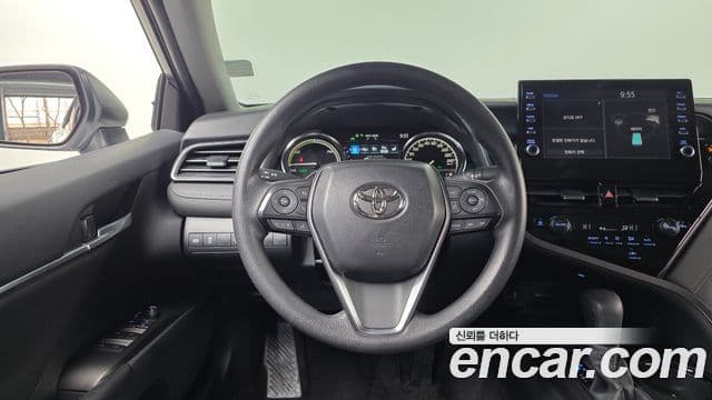 Toyota 캠리 (XV70) 2.5 LE гибрид, 2024 13