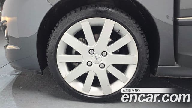 Peugeot 207CC 1세대, 2013 все фото