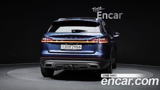 Lincoln Nautilus 1세대 2.7 Reserve AWD, 2019 4