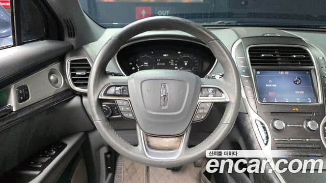 Lincoln Nautilus 1세대 2.7 Reserve AWD, 2019 13