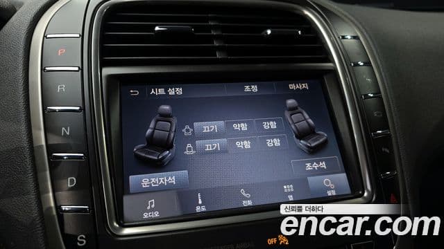 Lincoln Nautilus 1세대 2.7 Reserve AWD, 2019 15