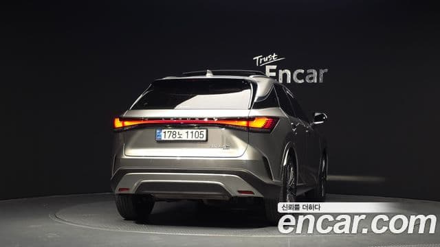 Lexus RX350h 5세대 Luxury, 2024 4