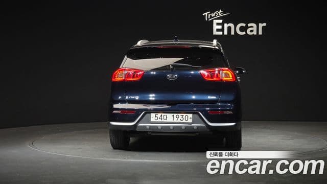 Kia Niro Prestige, 2018 4