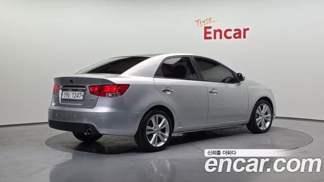 Kia Forte 빌트인캠2 — базовая версия - Built-in Cam 2, 2011 2