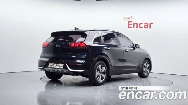 Kia Niro Luxury, 2018 2