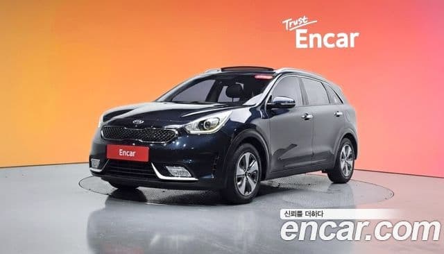 Kia Niro Luxury, 2018 1