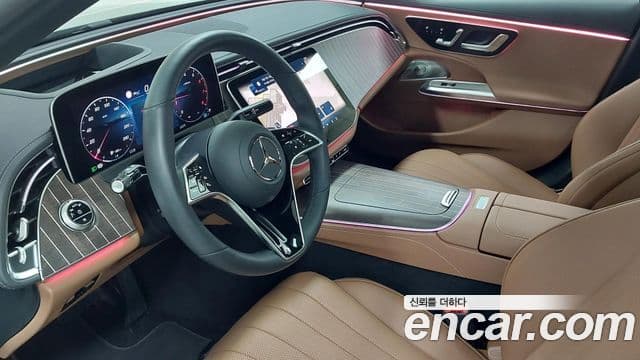 Mercedes-Benz E-класс W214 Exclusive, 2025 14