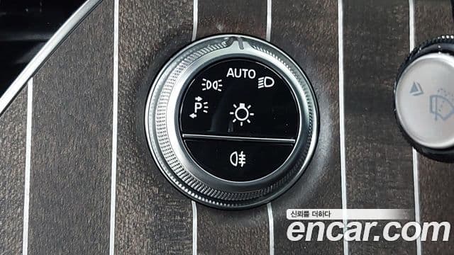 Mercedes-Benz E-класс W214 Exclusive, 2025 18