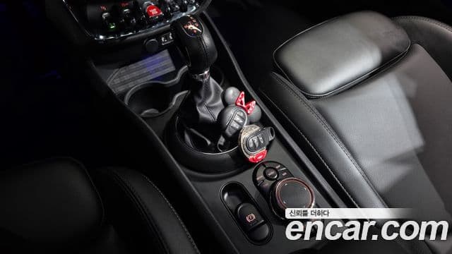 Mini Cooper S 클럽맨 2세대, 2018 9