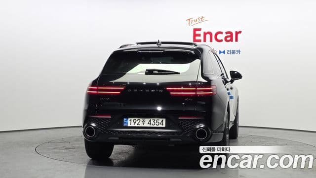 Genesis GV70, 2023 4