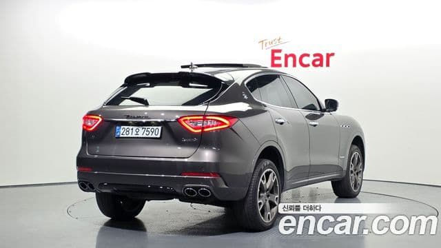 Maserati Levante 3.0 дизель AWD GranSport, 2018 2