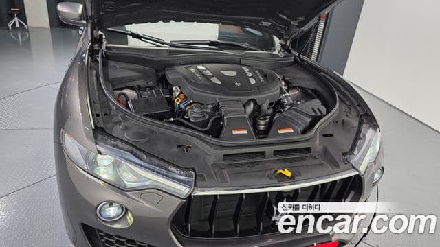 Maserati Levante 3.0 дизель AWD GranSport, 2018 6