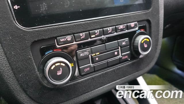 Volkswagen 시로코 2.0 TDI R-Line, 2012 16