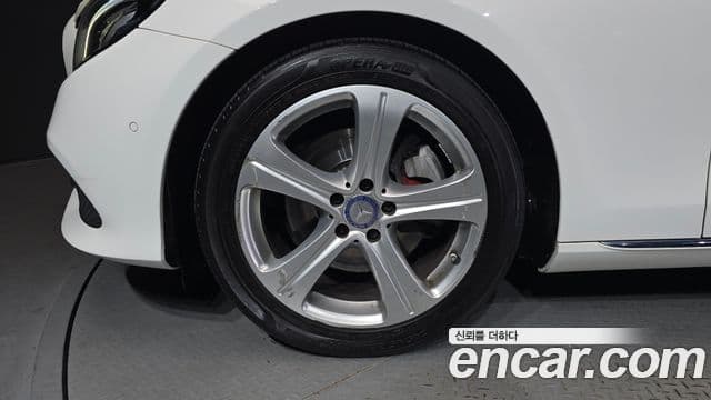 Mercedes-Benz E-класс W213 Avantgarde, 2017 все фото